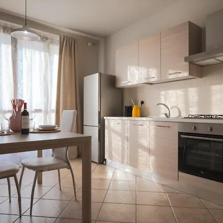 Casa Di Alice Con Parcheggio Privato * プラート