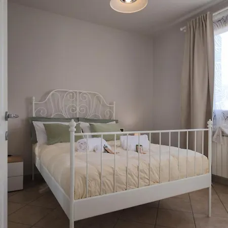 דירה Casa Di Alice Con Parcheggio Privato פראטו